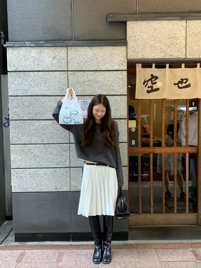 「正韓穿搭」多穿不顯壯？老闆娘教你洋蔥式疊穿 - 商品圖片 2