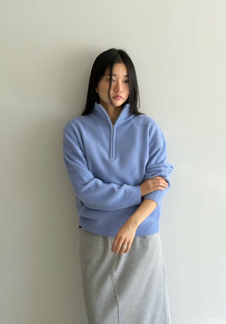 AG家半高領拉鍊針織衫