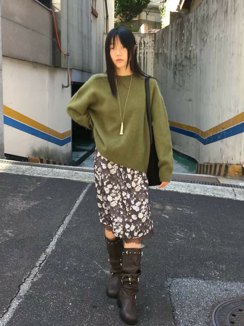 BP家蕾絲花卉緞面半身裙