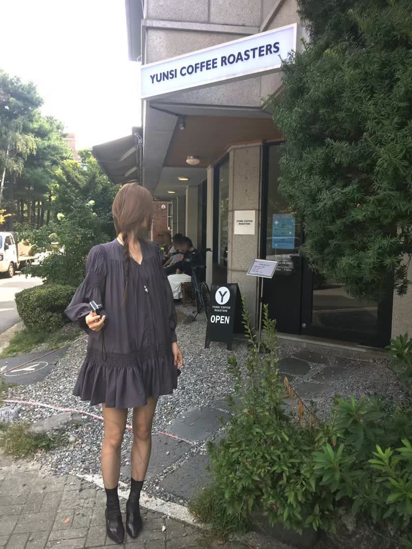 KI家荷葉邊抓皺洋裝